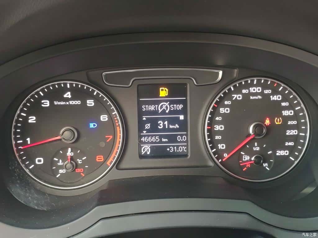 Audi Q3, 2018 12