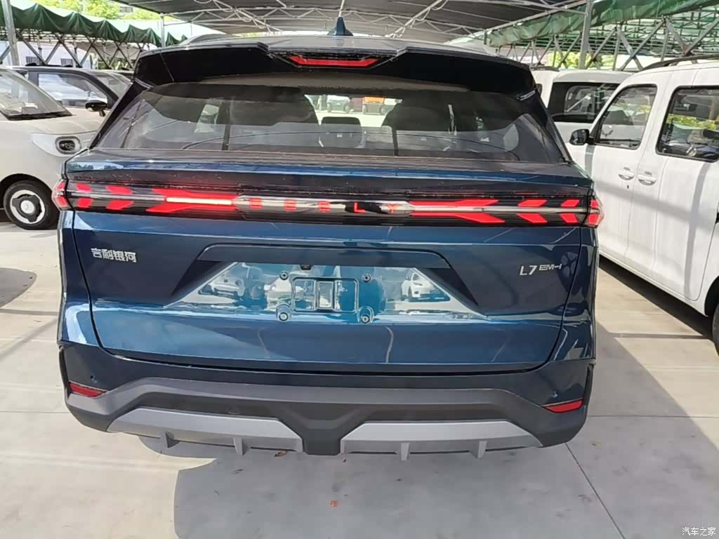Geely Galaxy L7, 2026 6