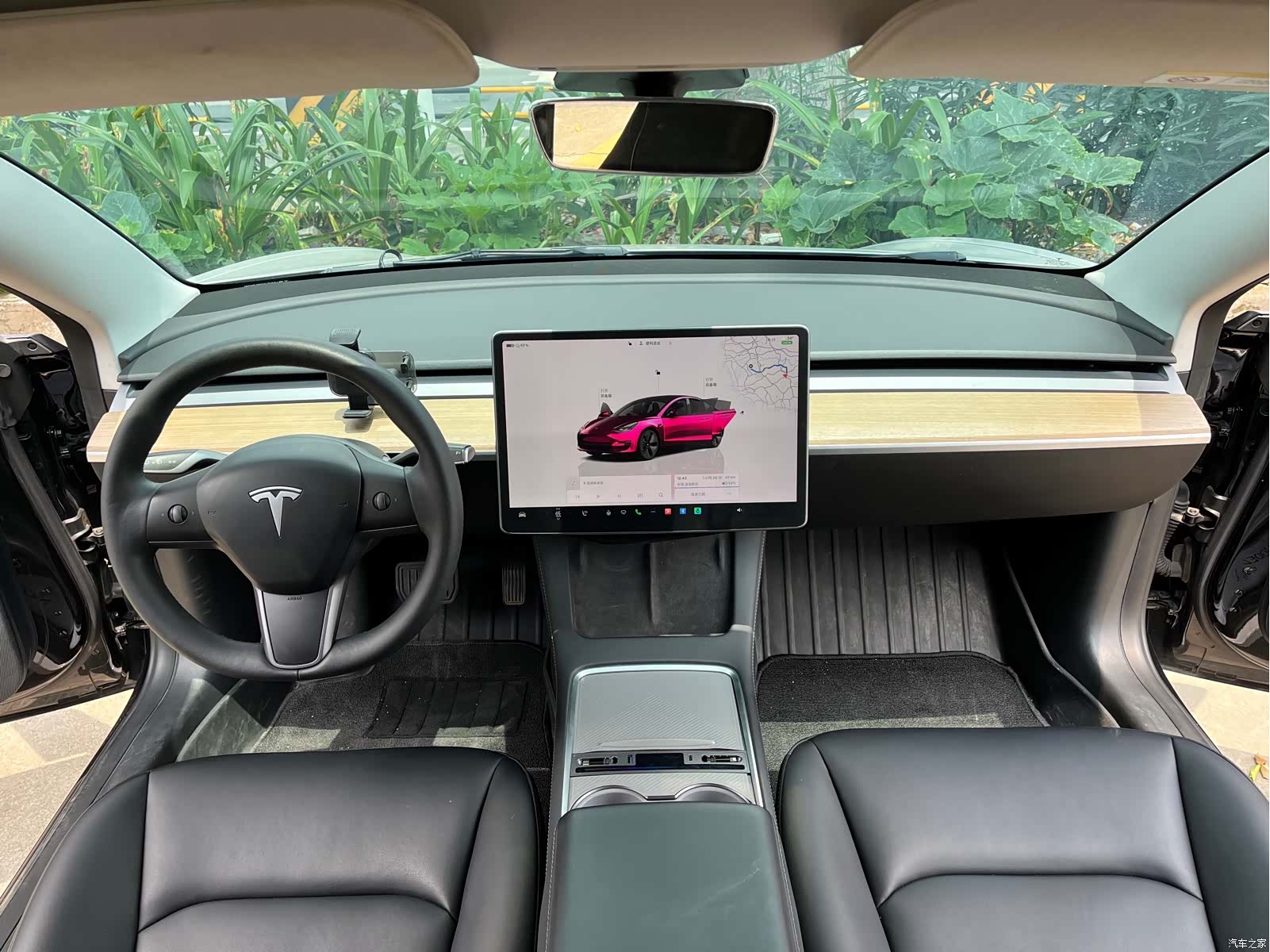 Tesla Model 3, 2023 18