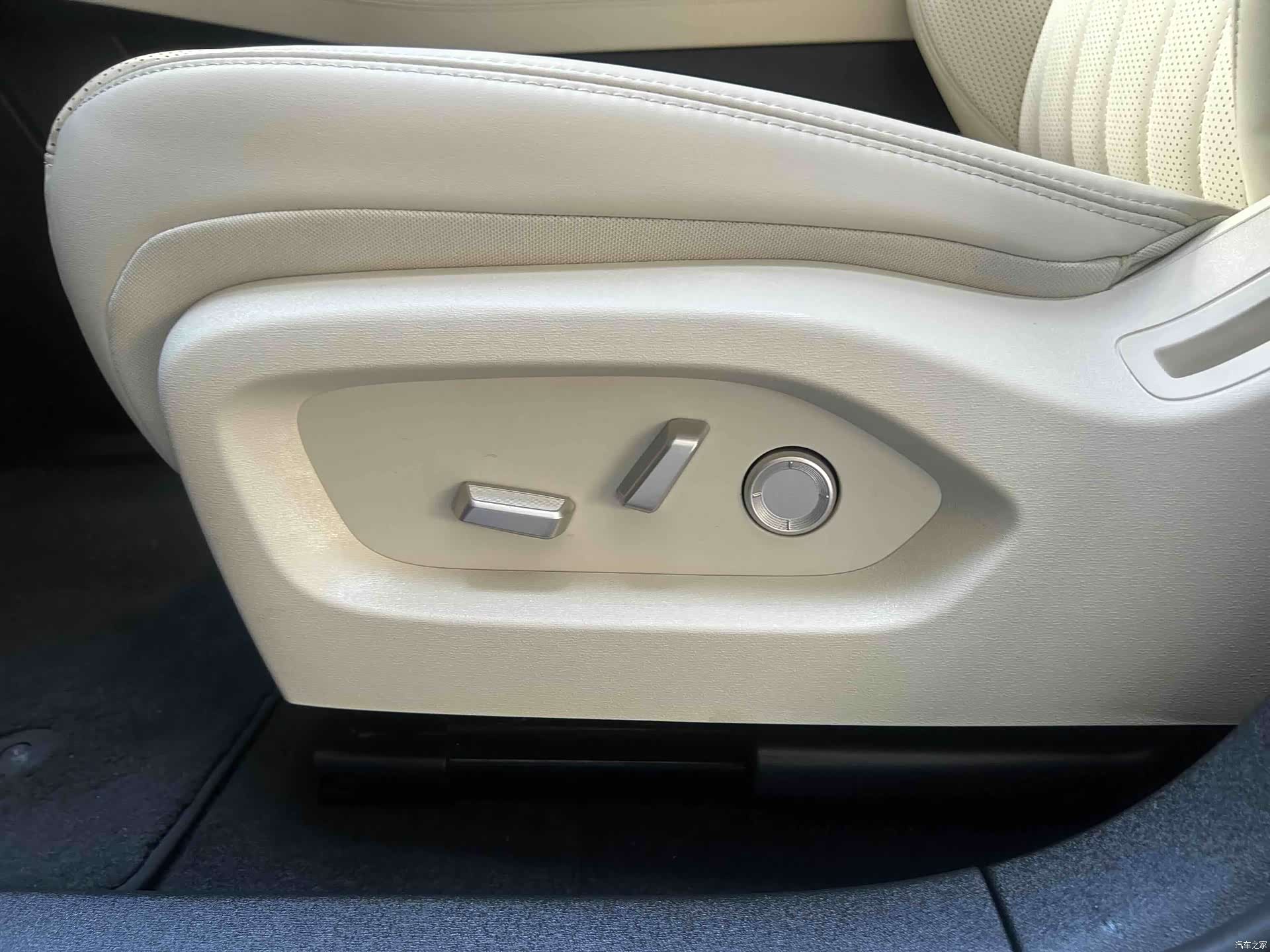 NIO L60, 2025 11
