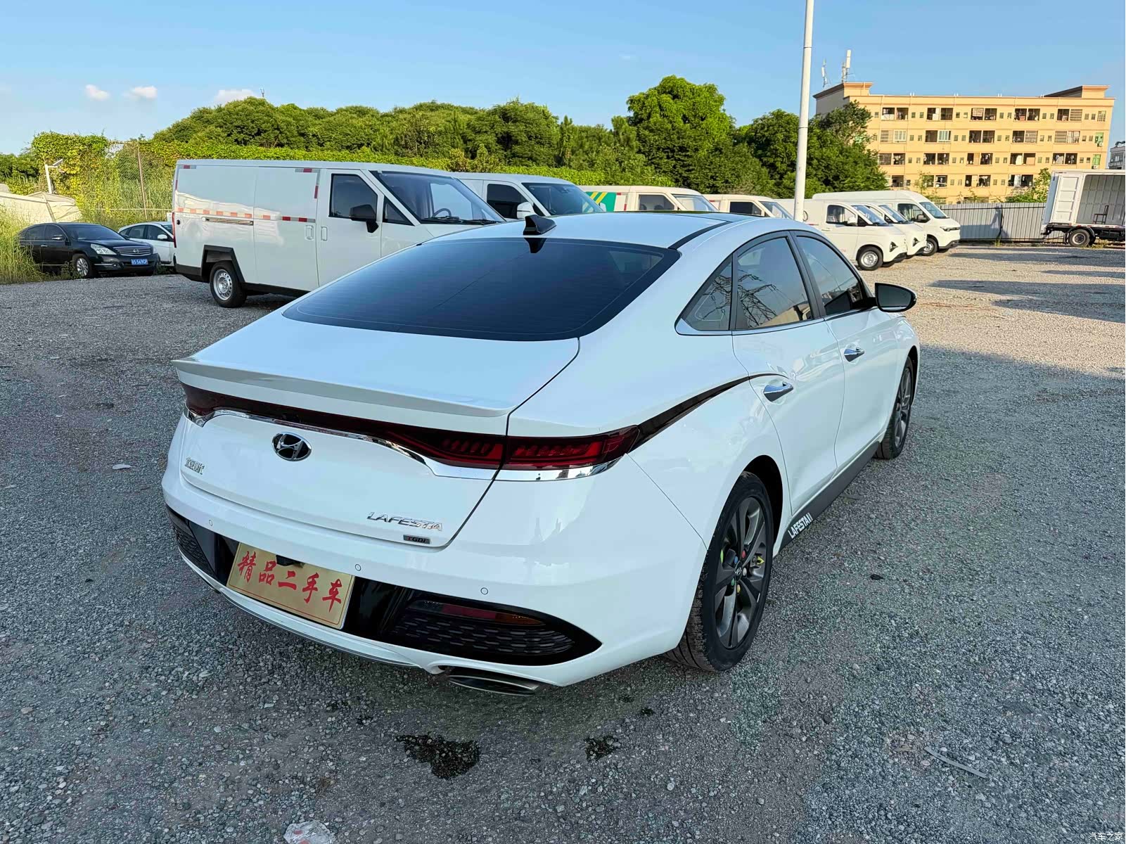 Hyundai Lafesta, 2021 все фото