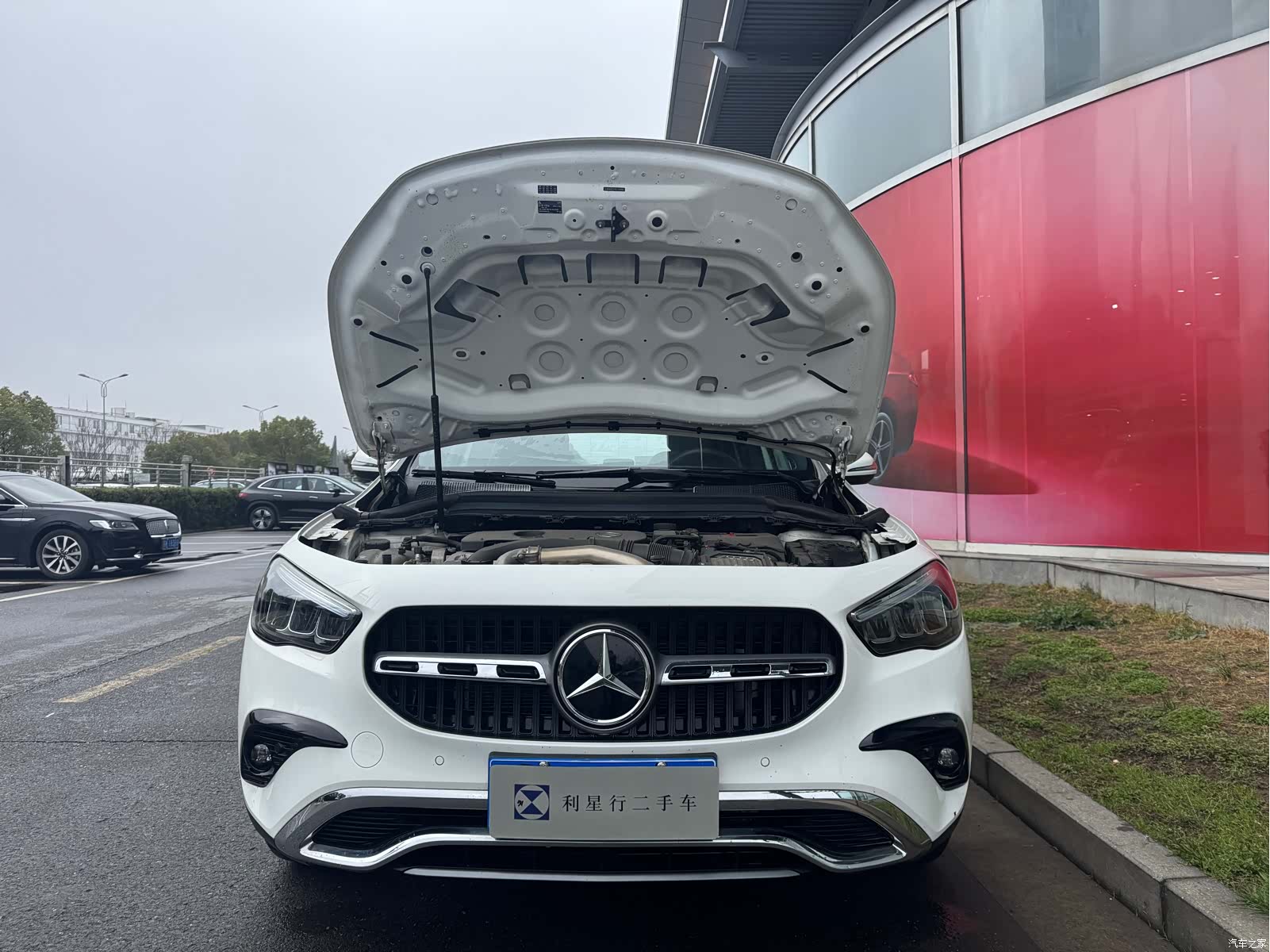 Mercedes-Benz GLA, 2024 7