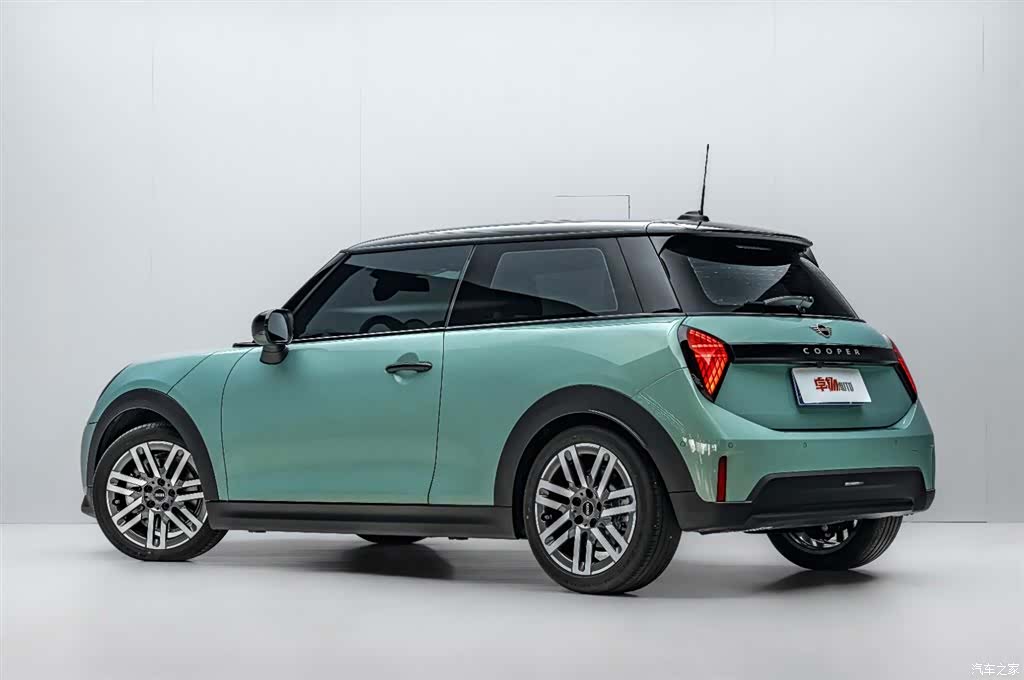 Mini Cooper, 2026 все фото