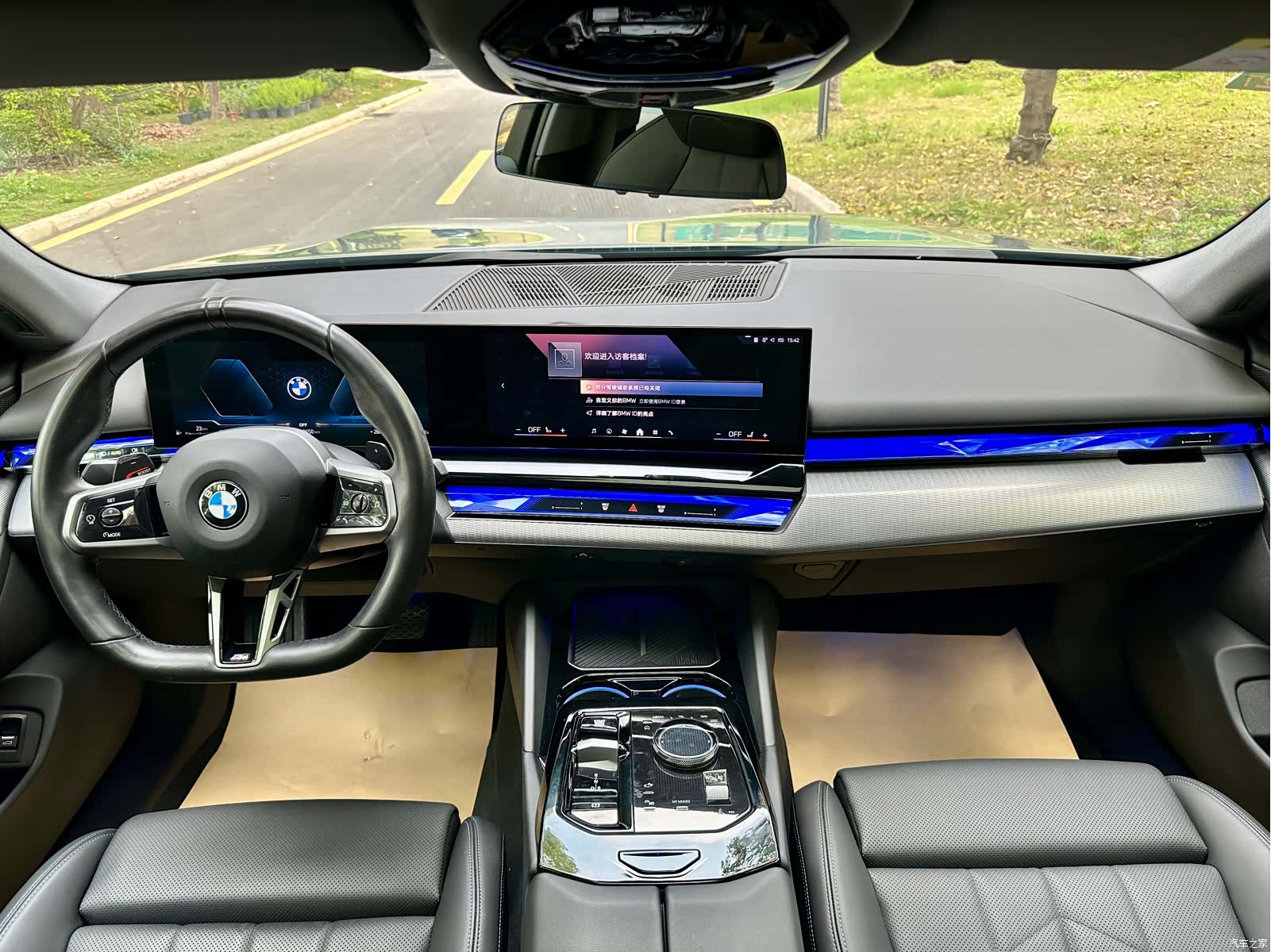 BMW 5 Series, 2025 17