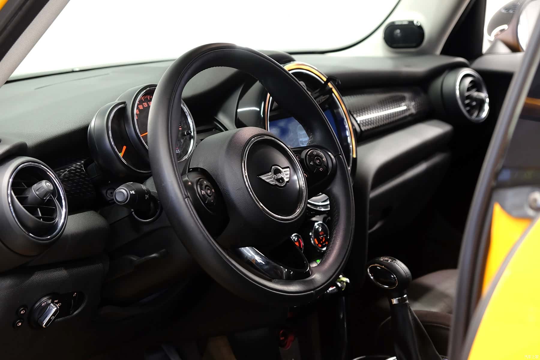 Mini Cooper, 2015 8