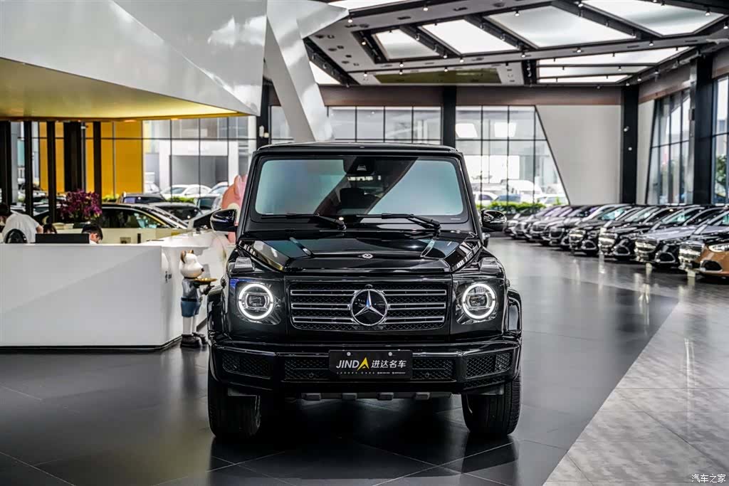 Mercedes-Benz G-Class, 2023 4