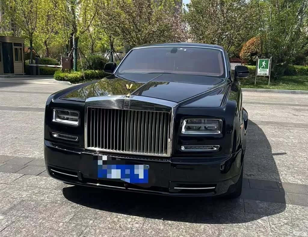 Rolls-Royce Phantom, 2010 2