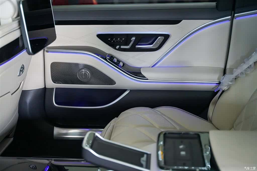 Maybach S-Class, 2024 14