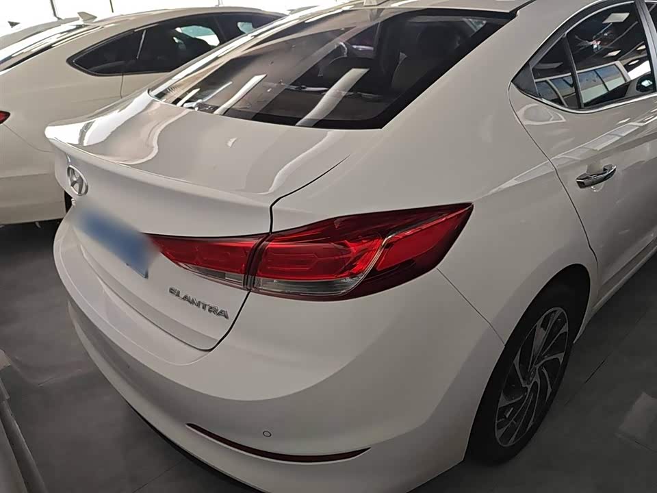 Hyundai Lead Hyundai Lead