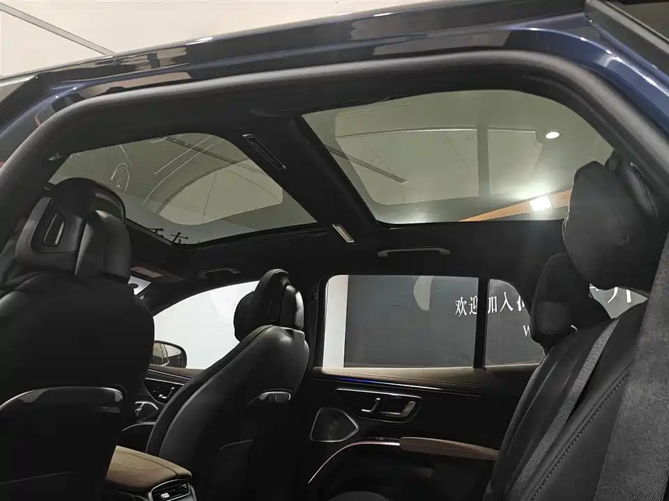 Mercedes-Benz EQS SUV