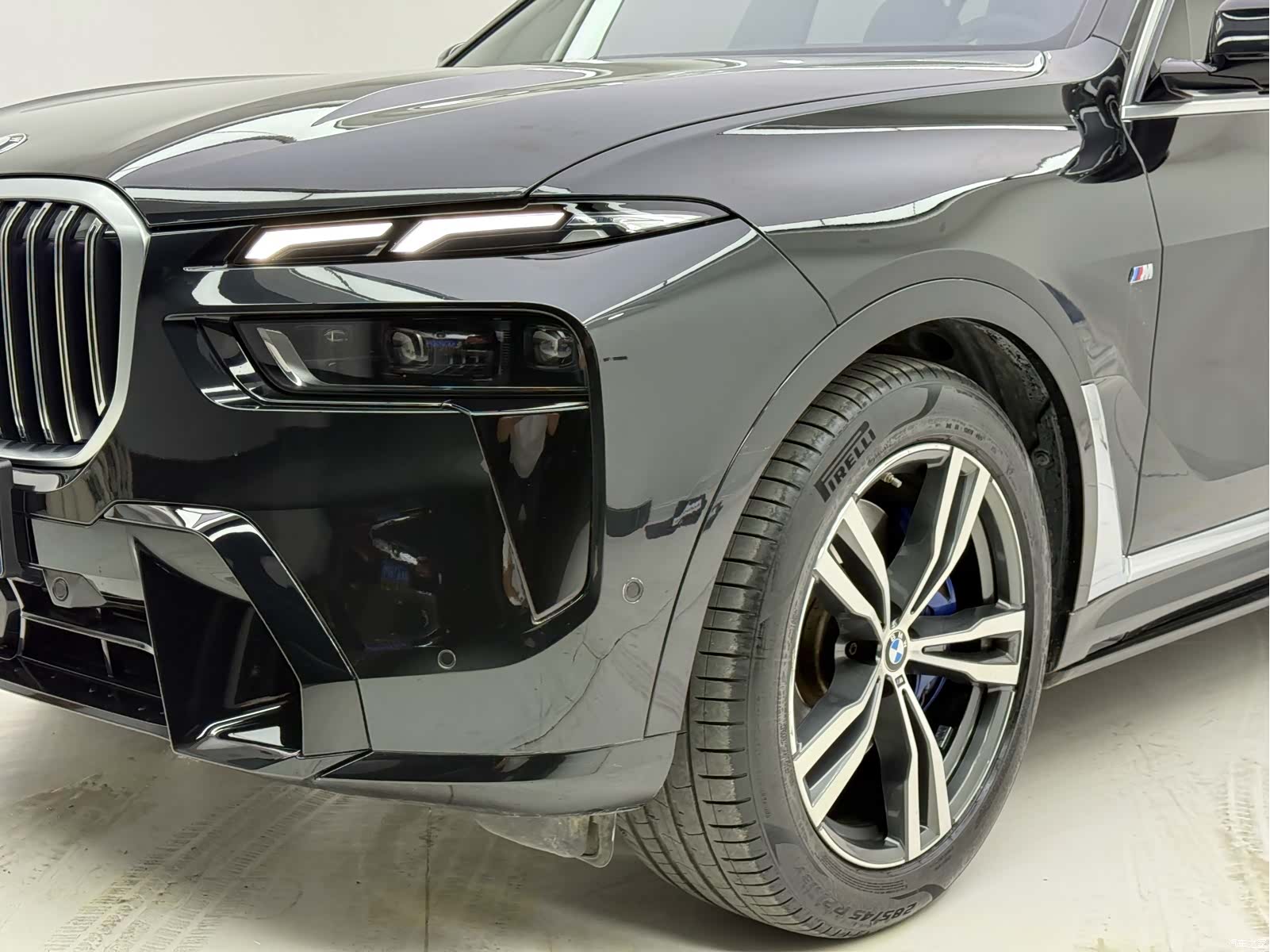 BMW X7, 2023 4