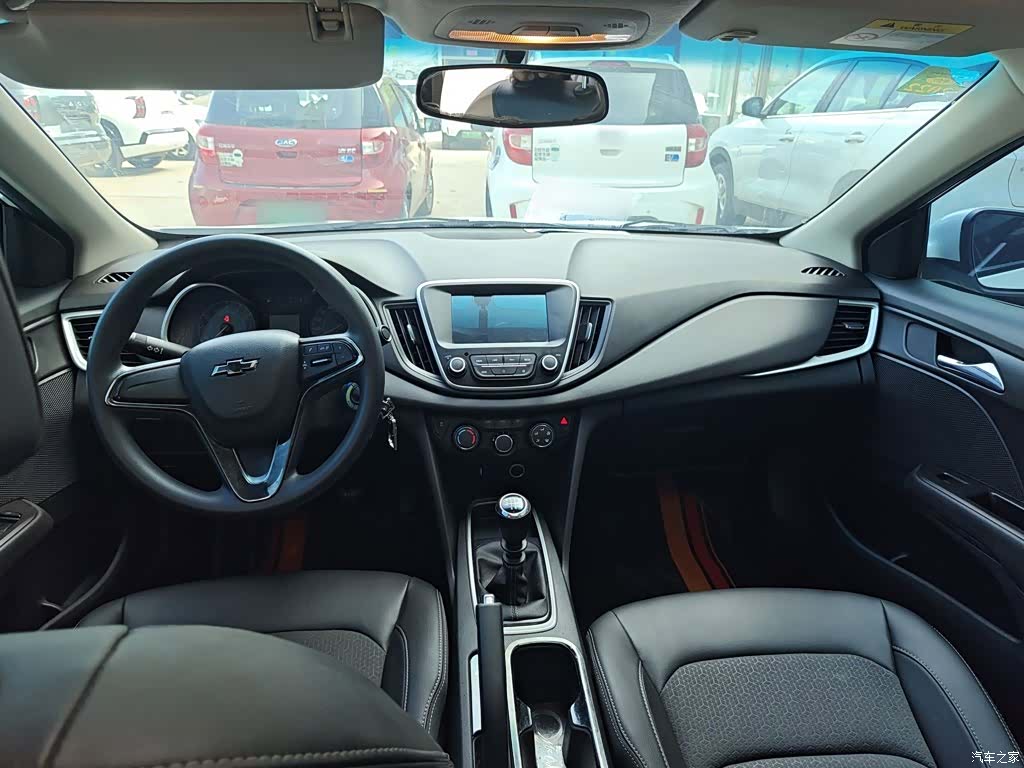 Chevrolet 320, 2018 13