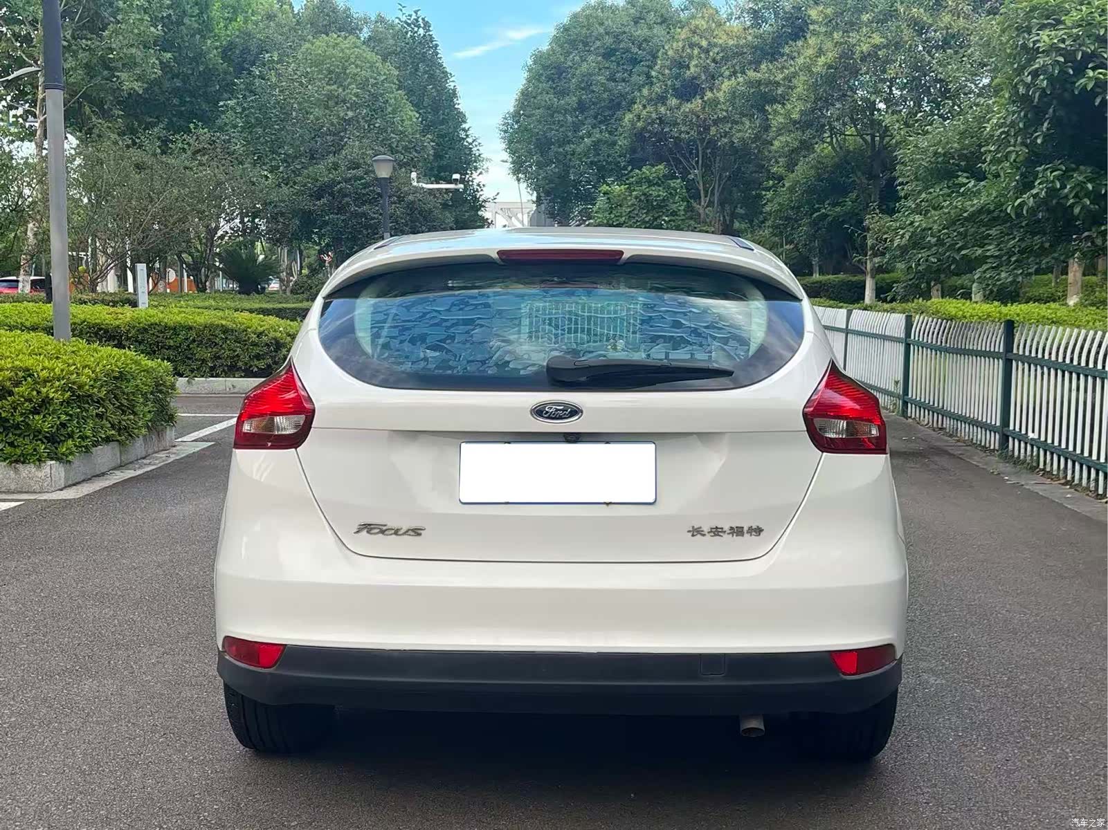 Ford Focus, 2016 8