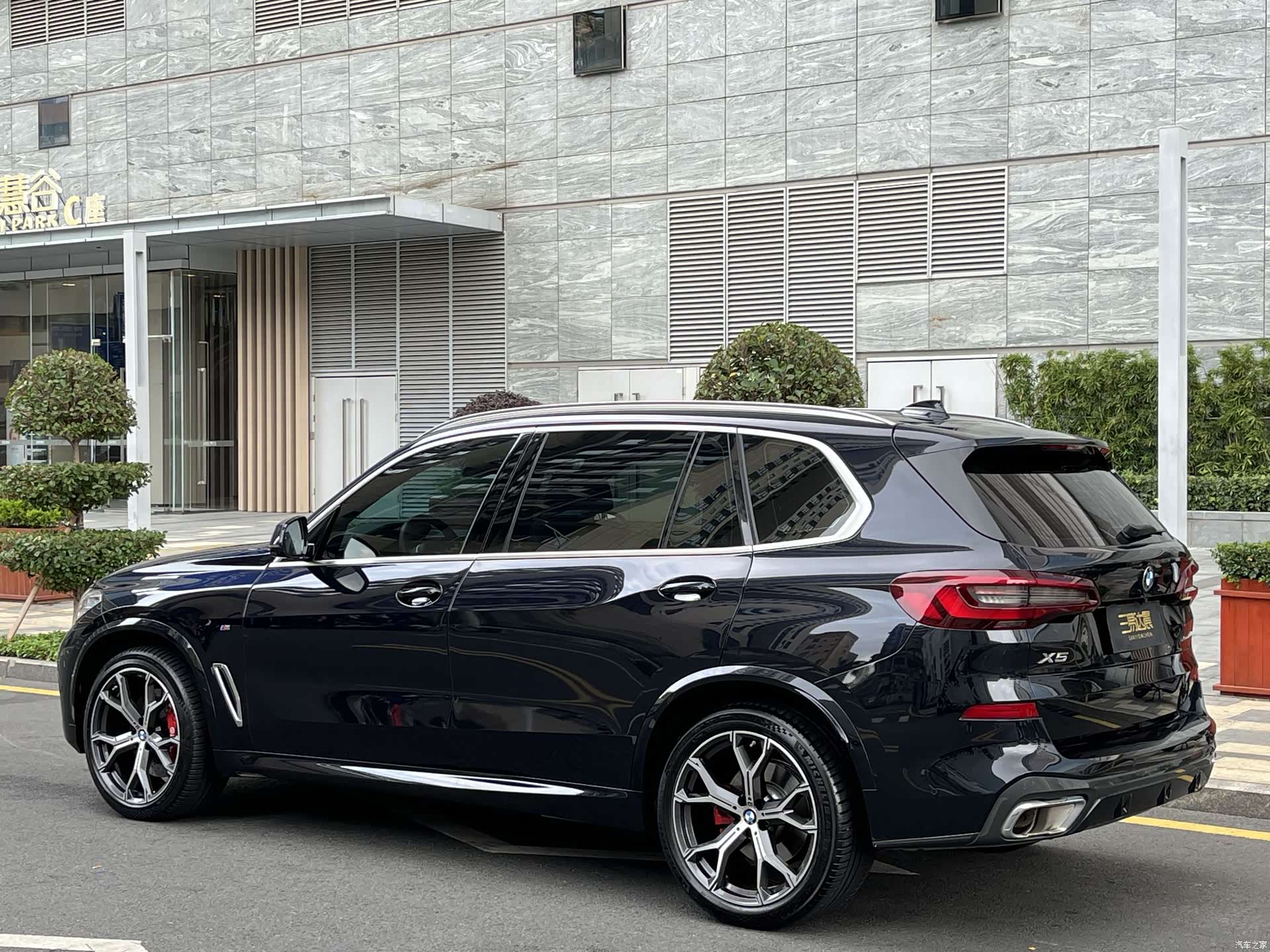 BMW X5, 2023 4