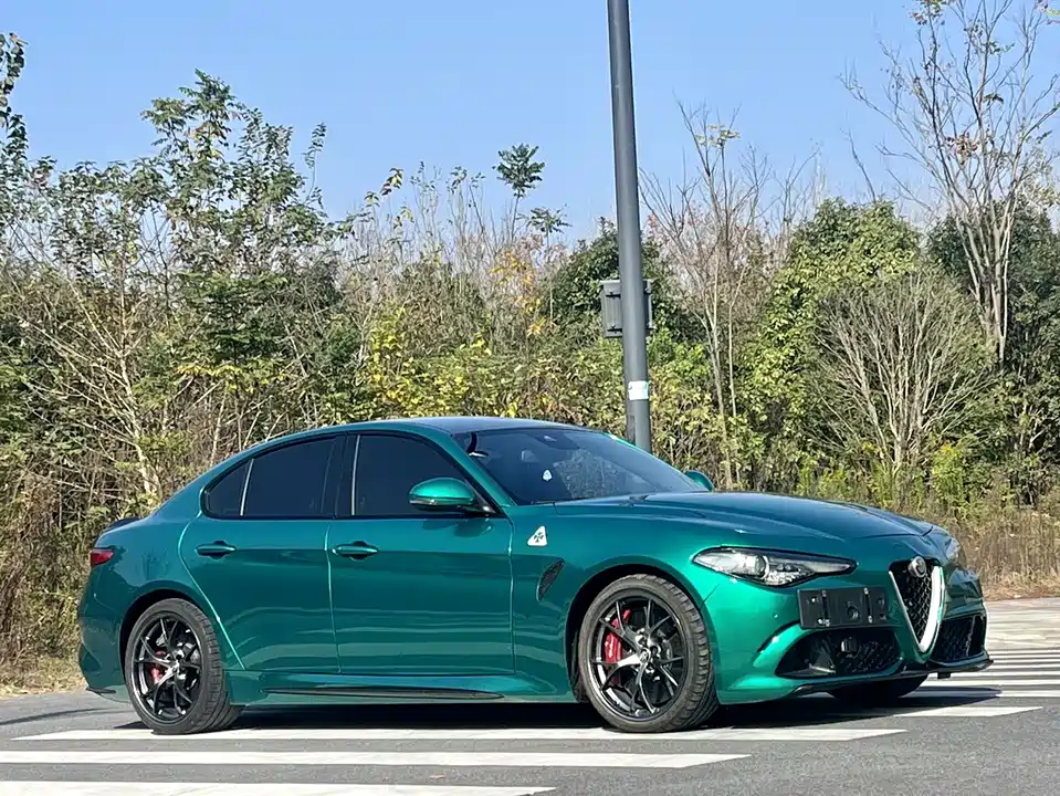 Alfa Romeo Giulia