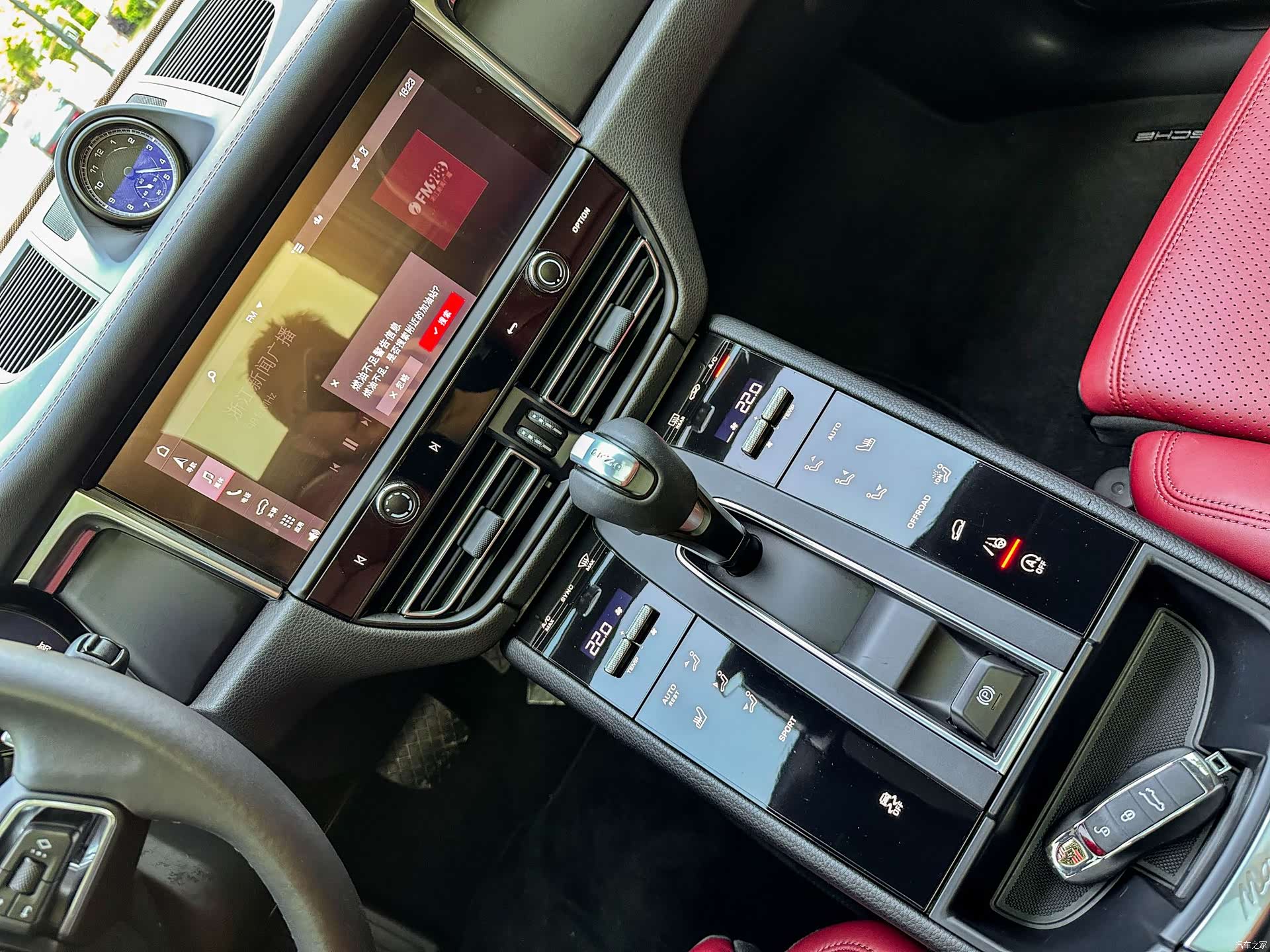 Porsche Macan, 2023 10