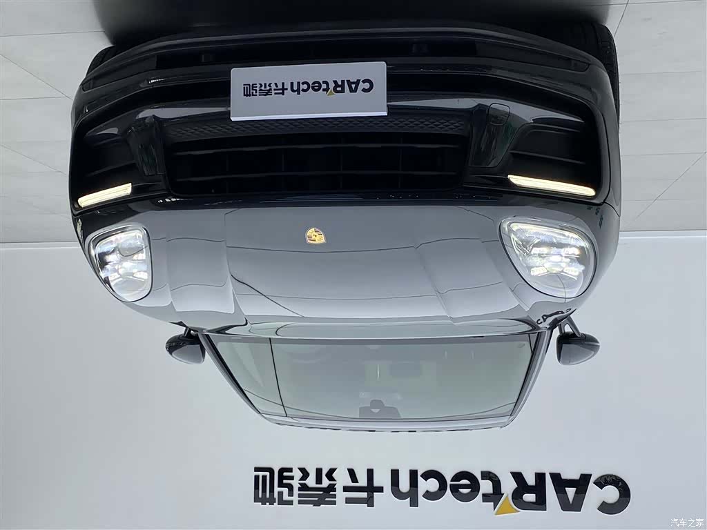 Porsche Macan, 2025 33