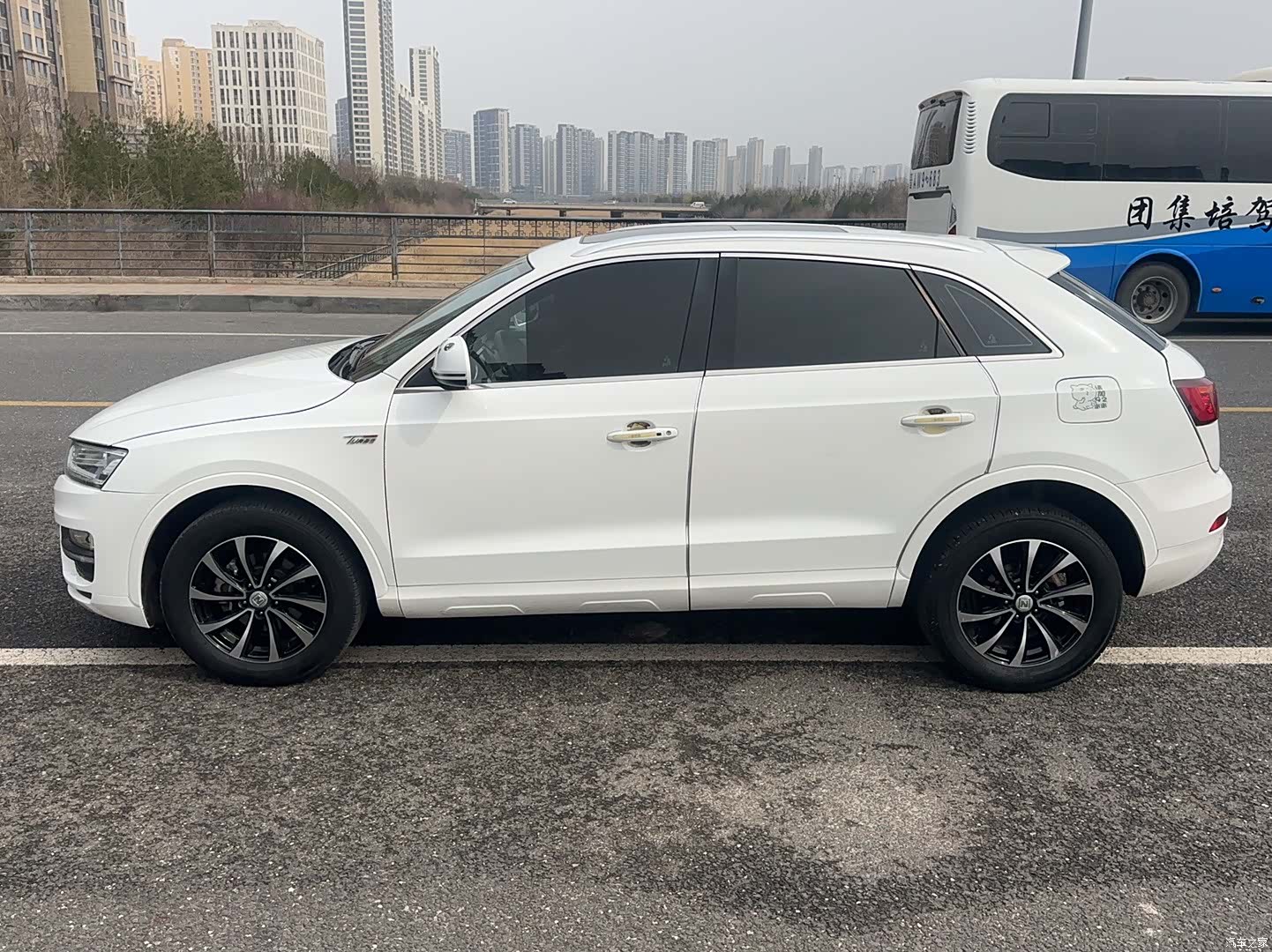Zotye SR7, 2016 10