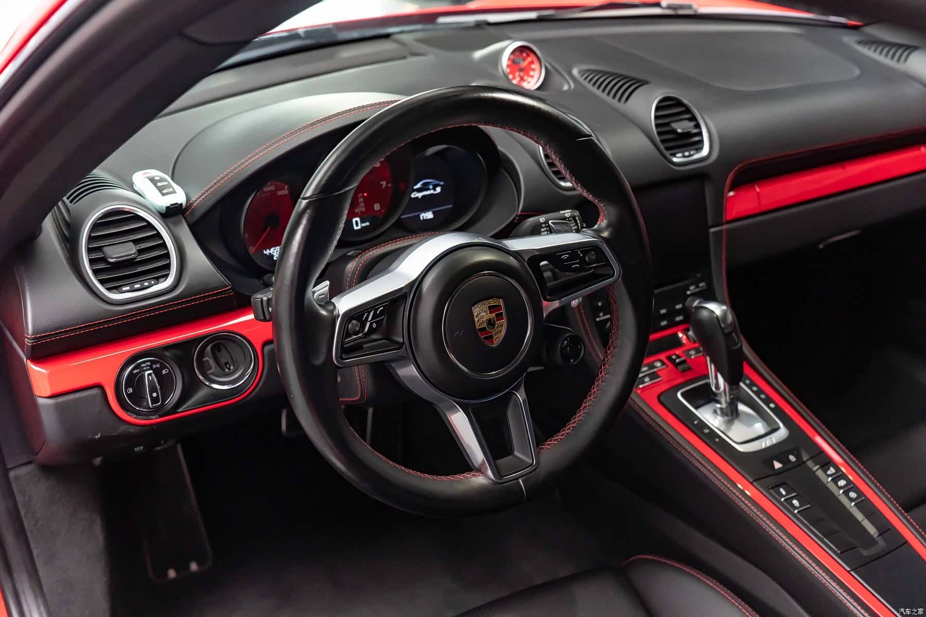 Porsche Cayman, 2022 10