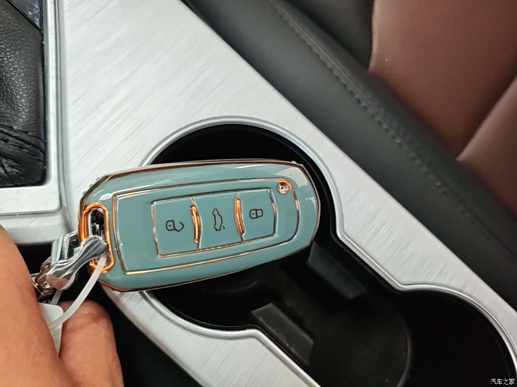 Geely VI, 2019 9