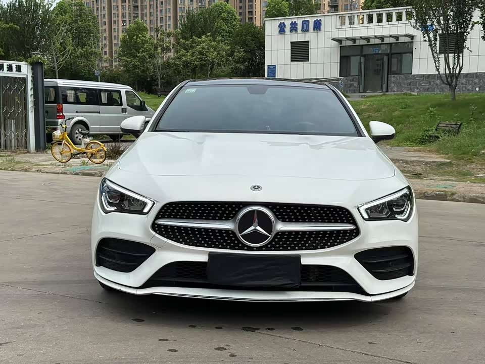 Mercedes-Benz CLA