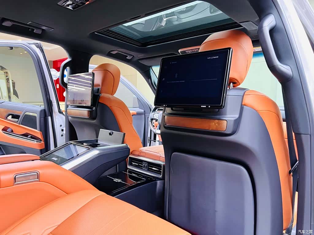 Lexus LX, 2022 16
