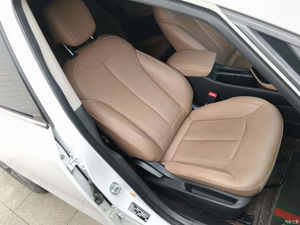 Buick GL6, 2023 25