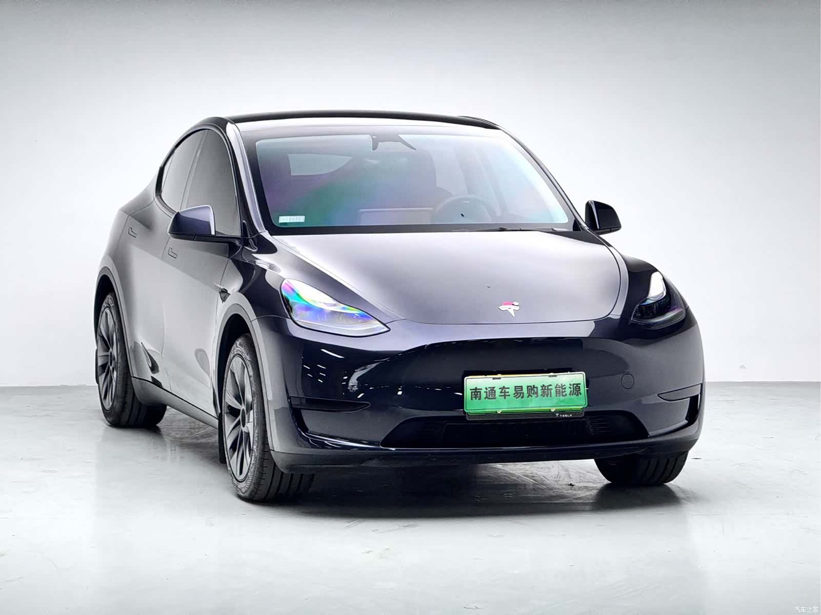 Tesla Model Y, 2025 3