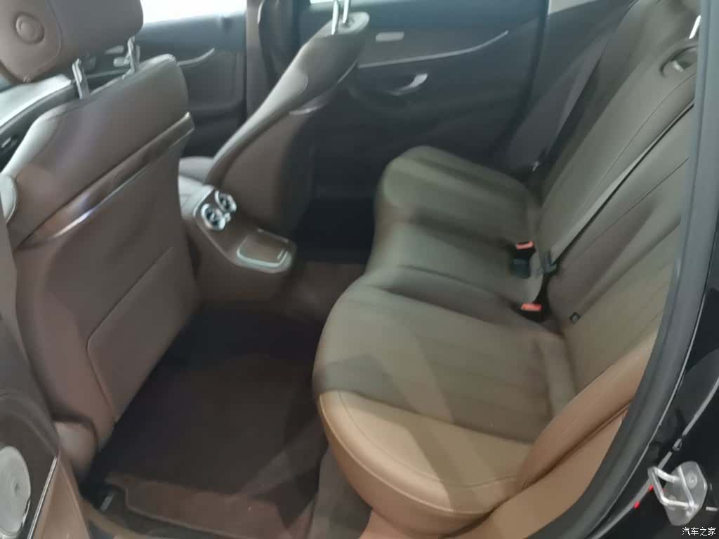 Mercedes-Benz E-Class, 2023 17