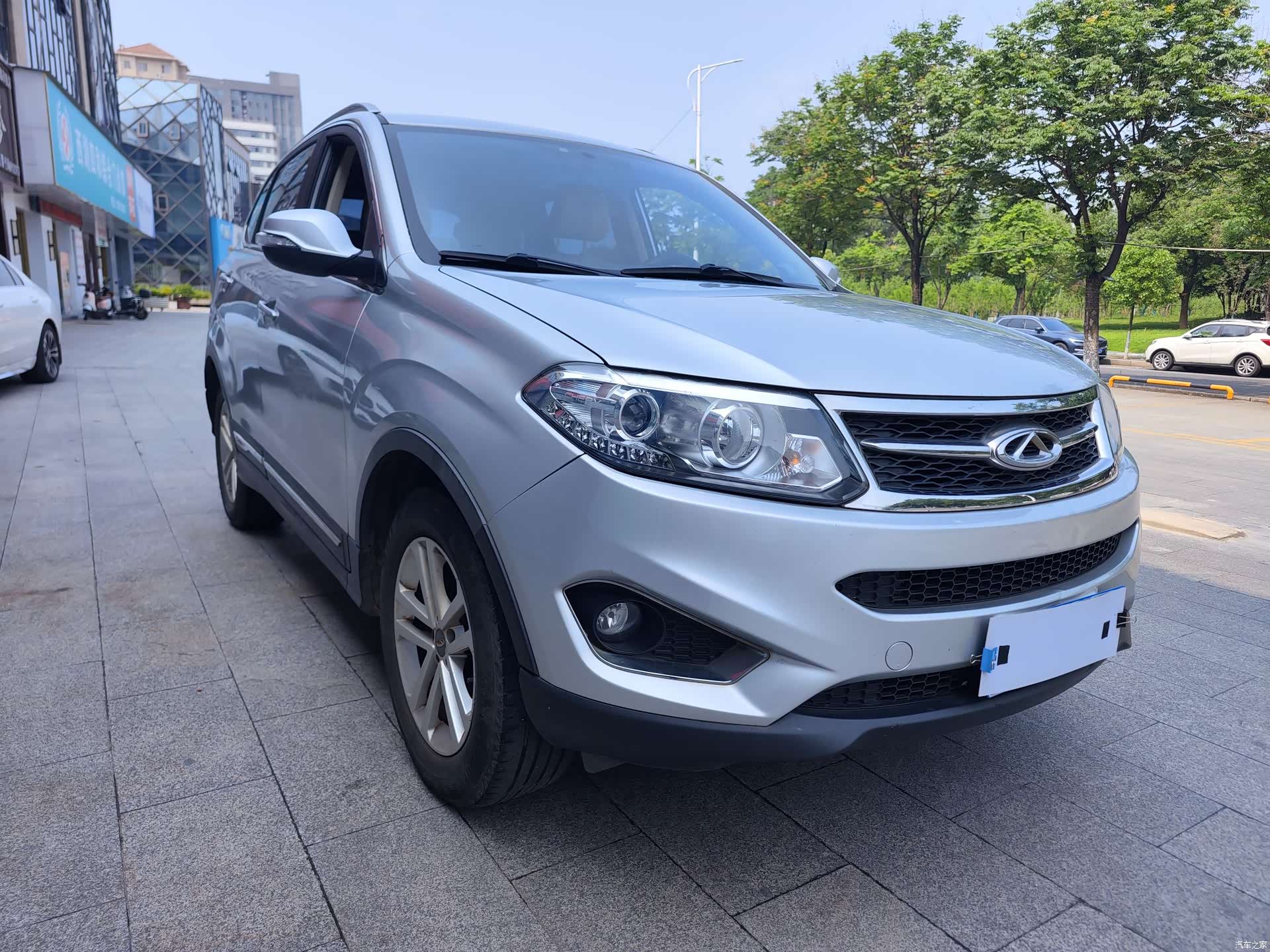 Chery 5, 2014 4
