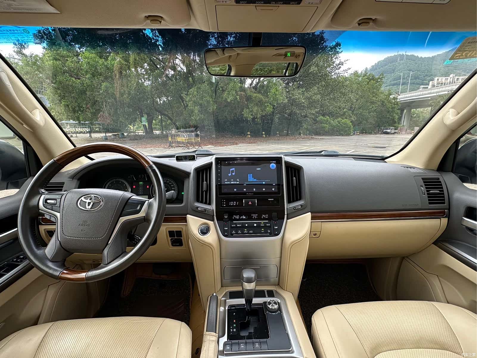 Toyota Land Cruiser, 2017 все фото