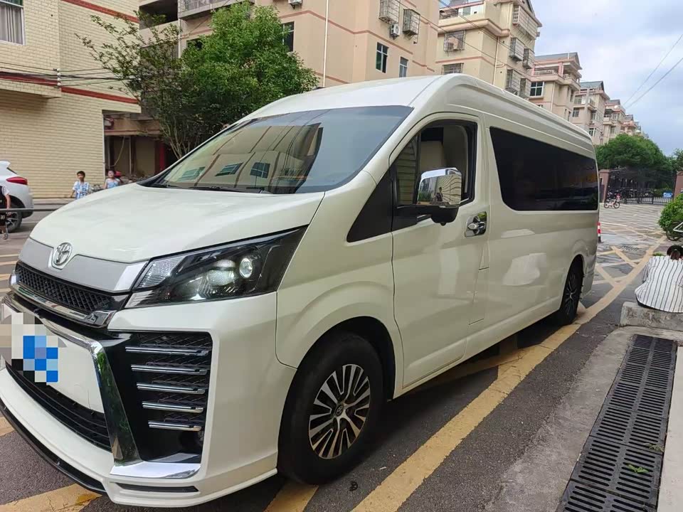 Toyota HIACE Toyota HIACE