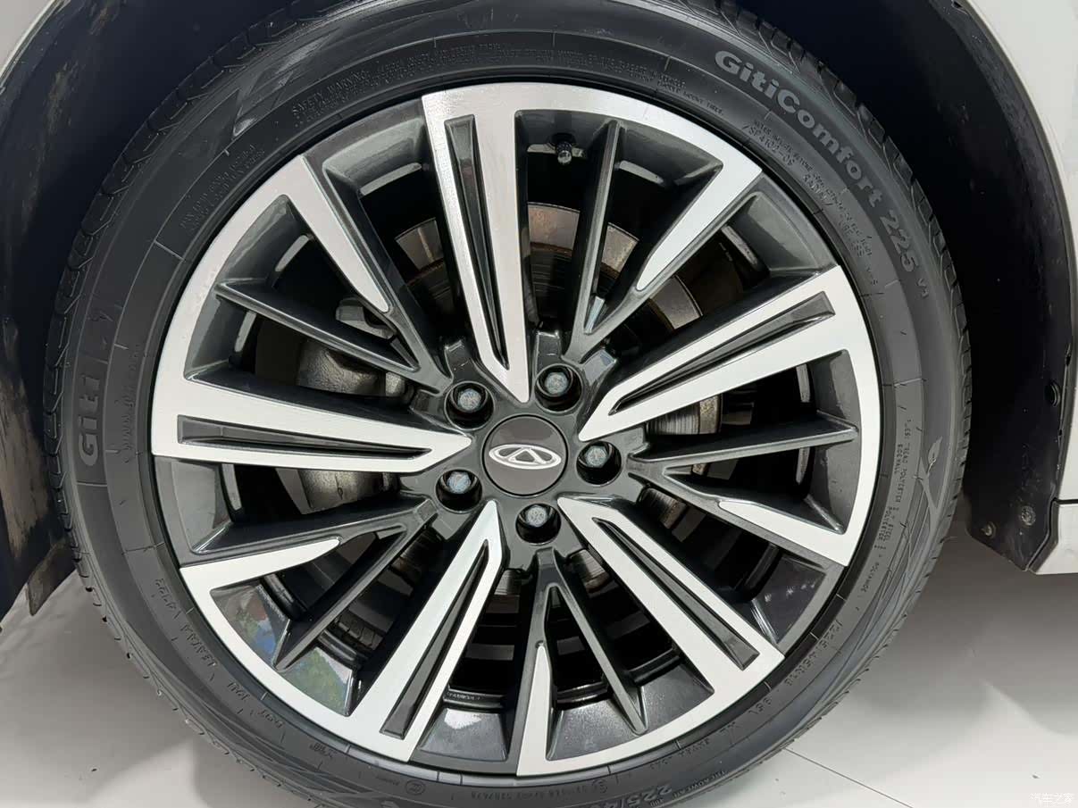 Chery Arrizo 8, 2023 13