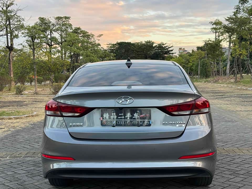 Hyundai Lead