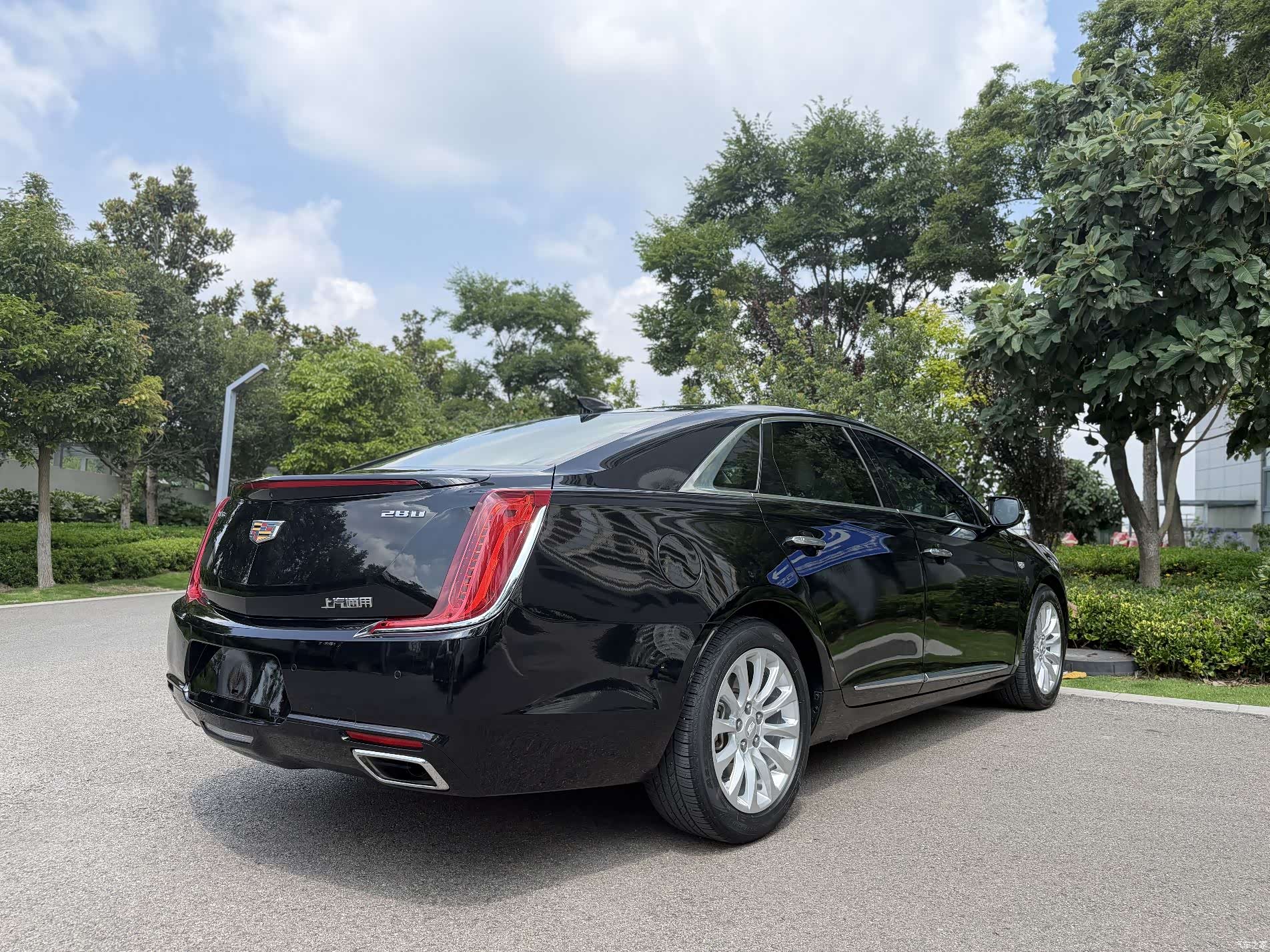 Cadillac XTS, 2019 7