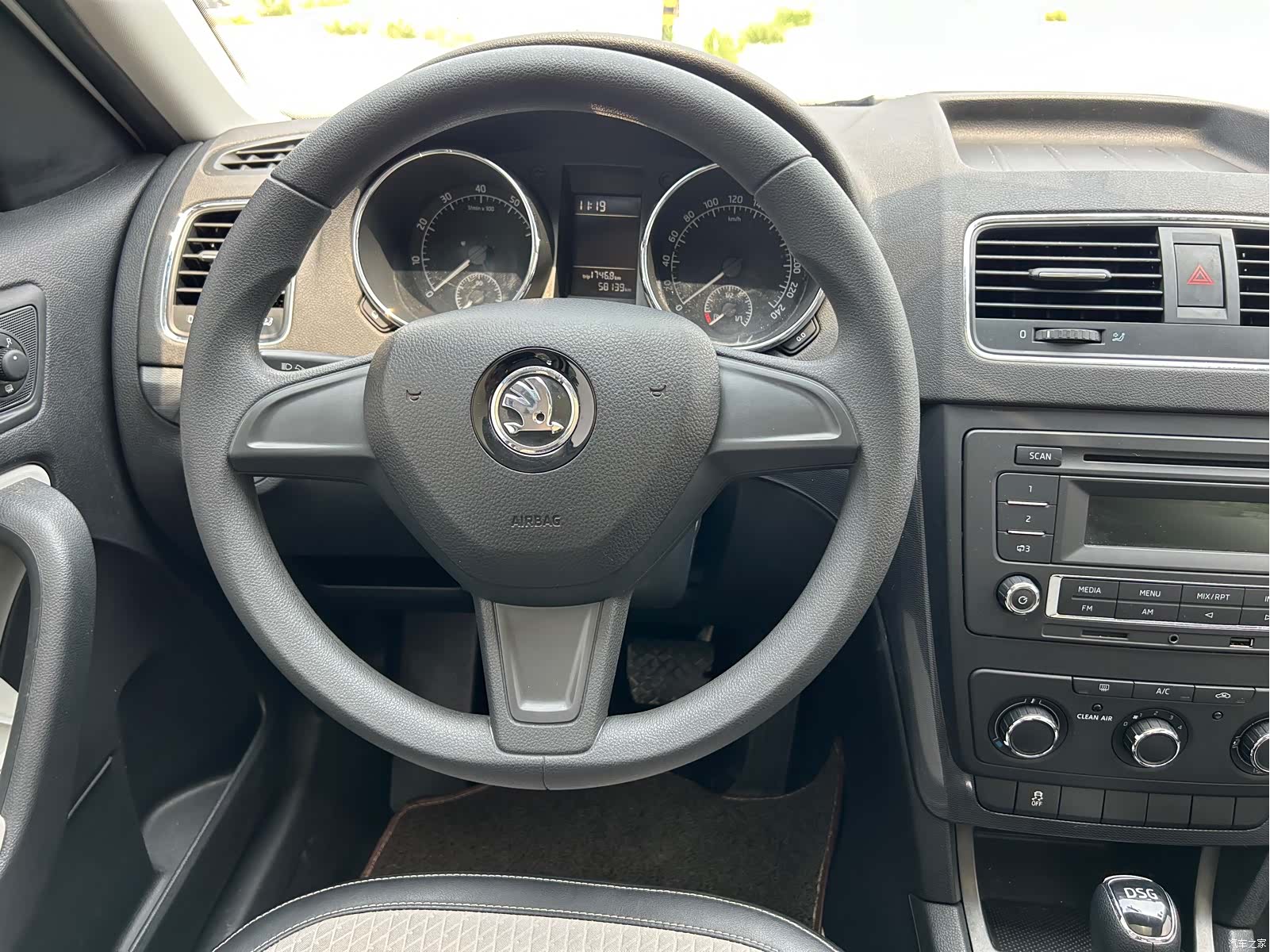 Skoda Yeti, 2018 16