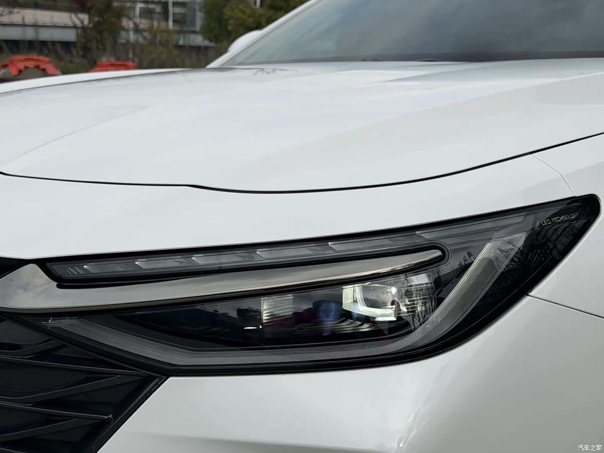 Chery Arrizo 8, 2024 7