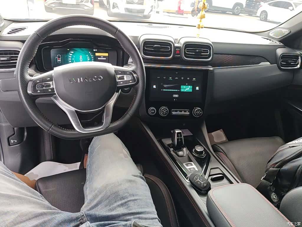 Lynk & Co 01, 2019 10