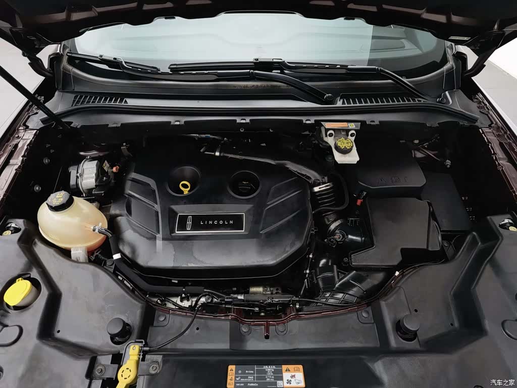 Lincoln MKC, 2019 6