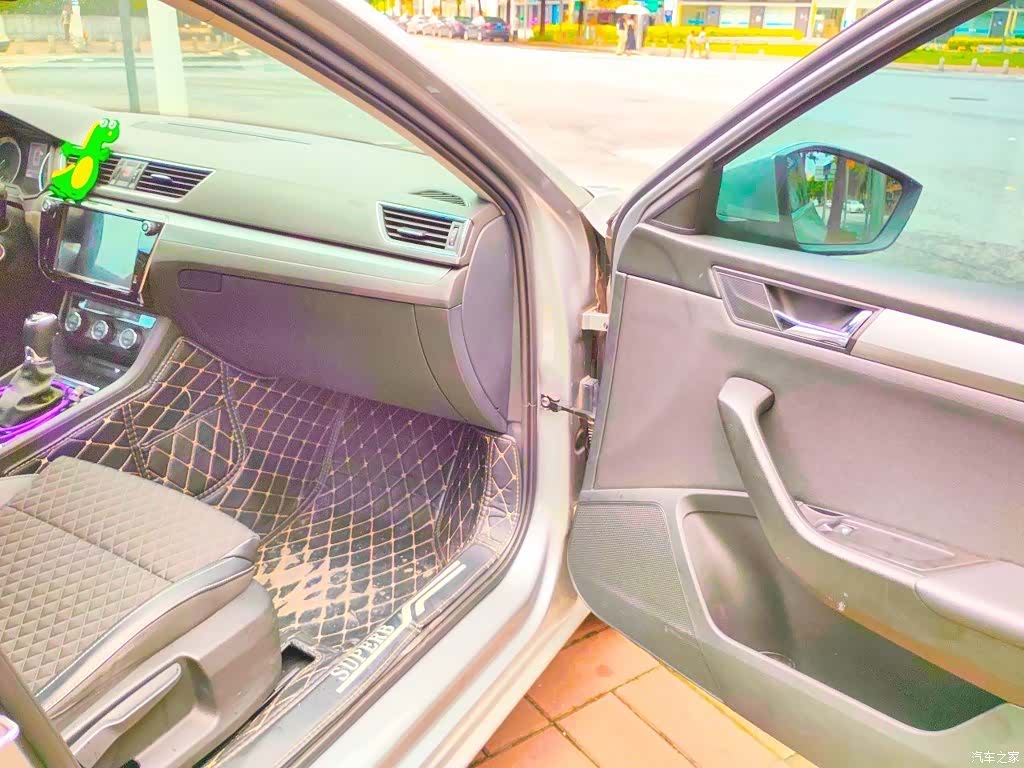Skoda Superb, 2019 22