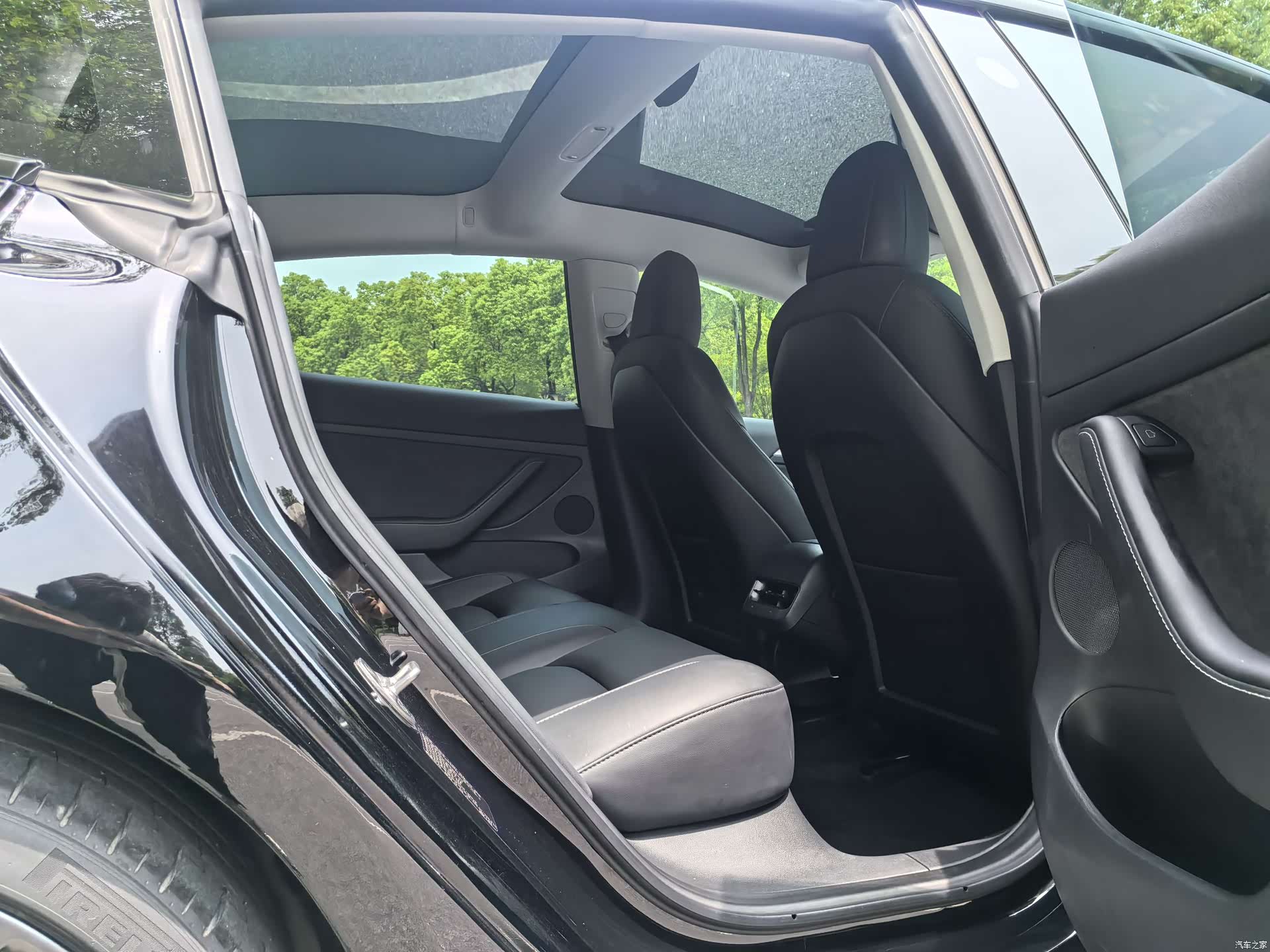 Tesla Model 3, 2022 9