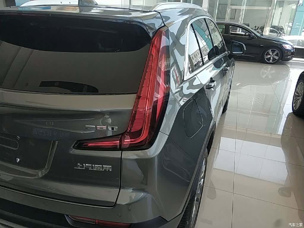 Cadillac XT4, 2019 8