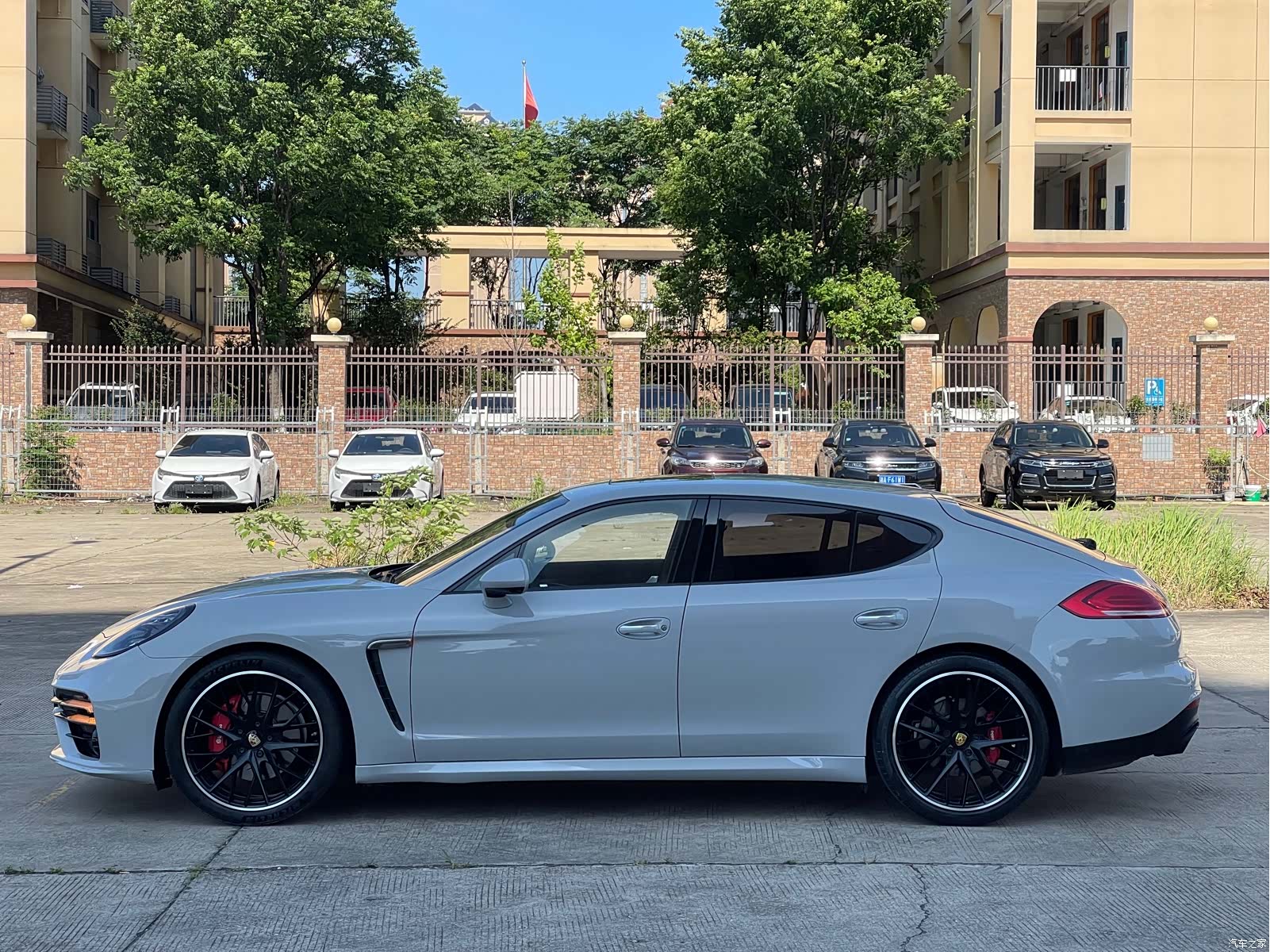 Porsche Panamera, 2015 3