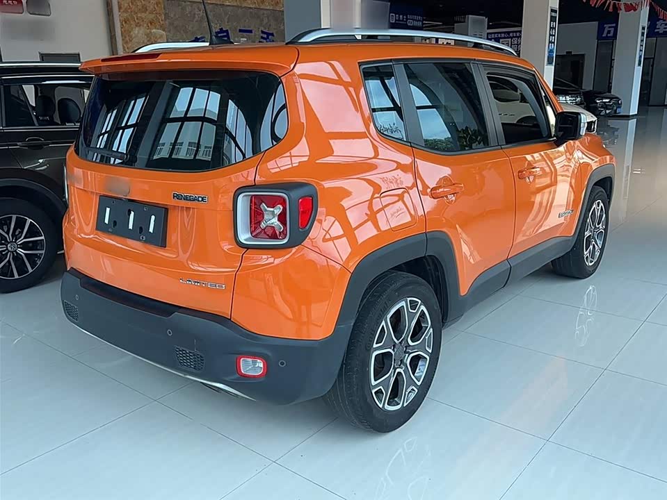 Jeep Freeman