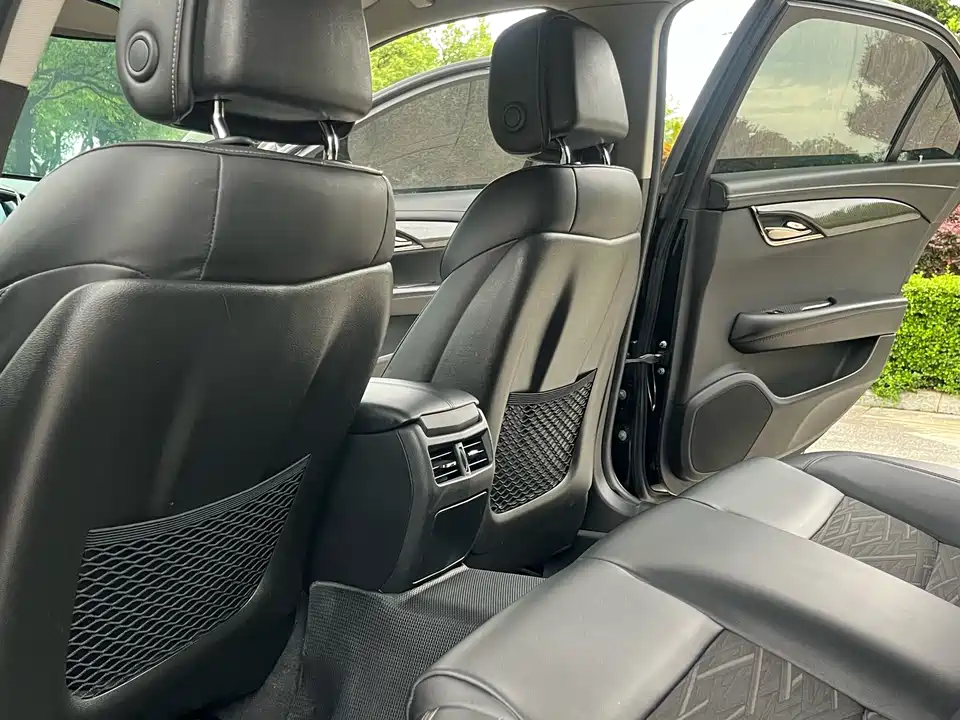 Cadillac ATS-L