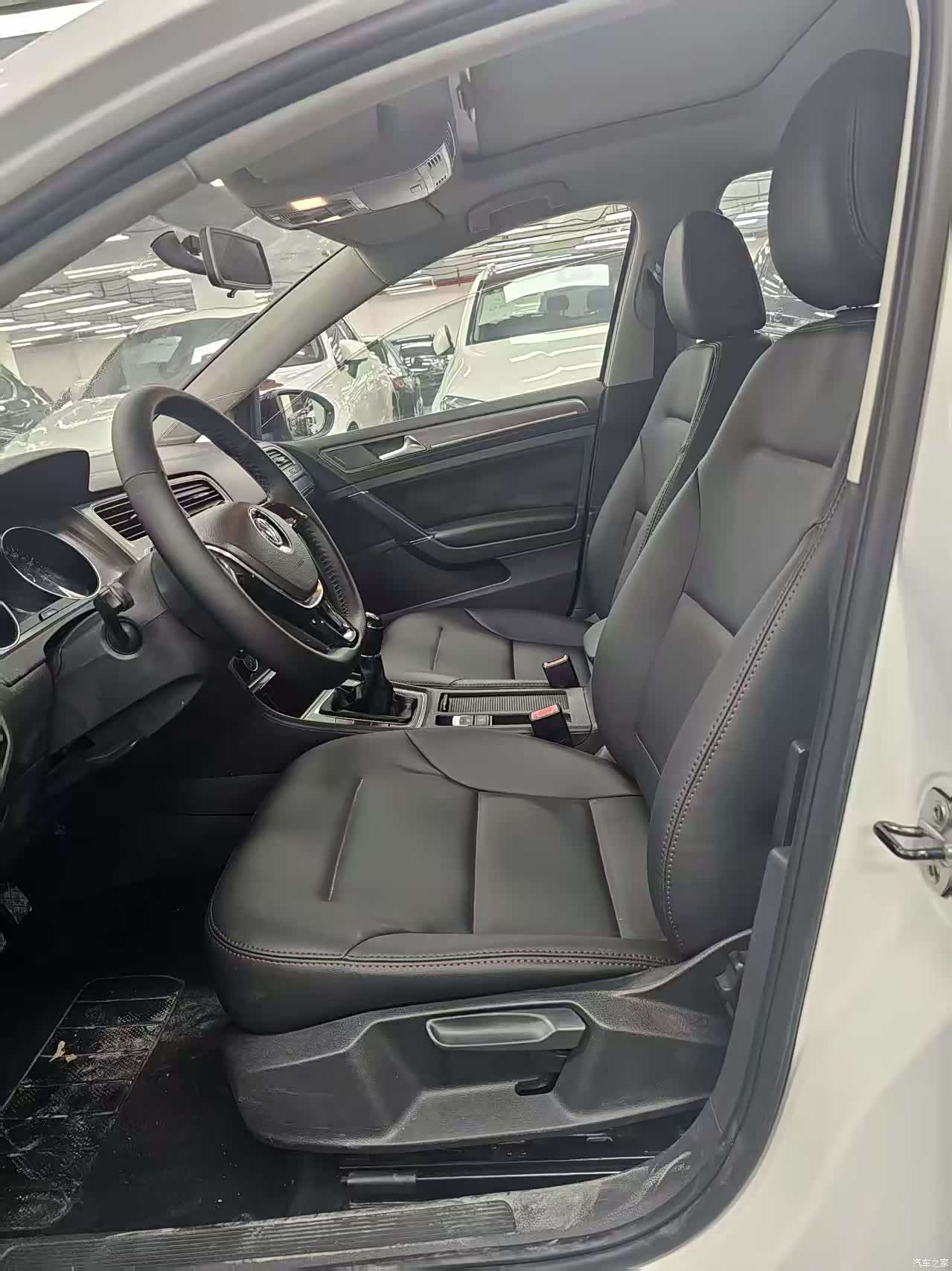 Volkswagen Golf, 2014 16