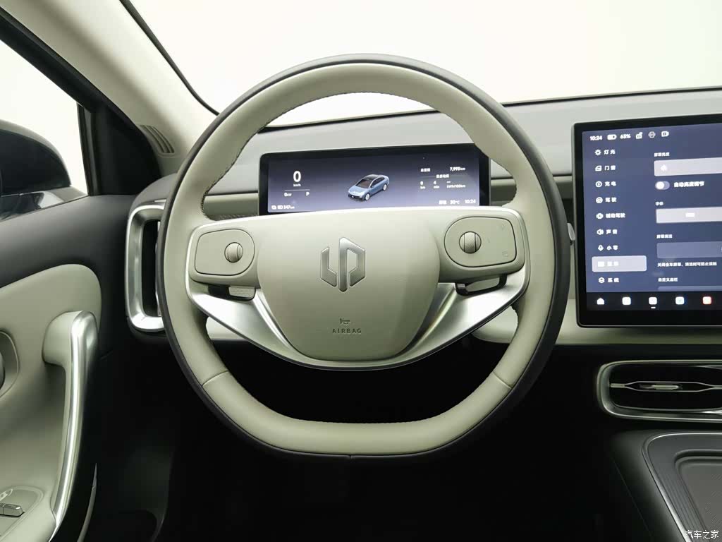 Leapmotor B01, 2025 11