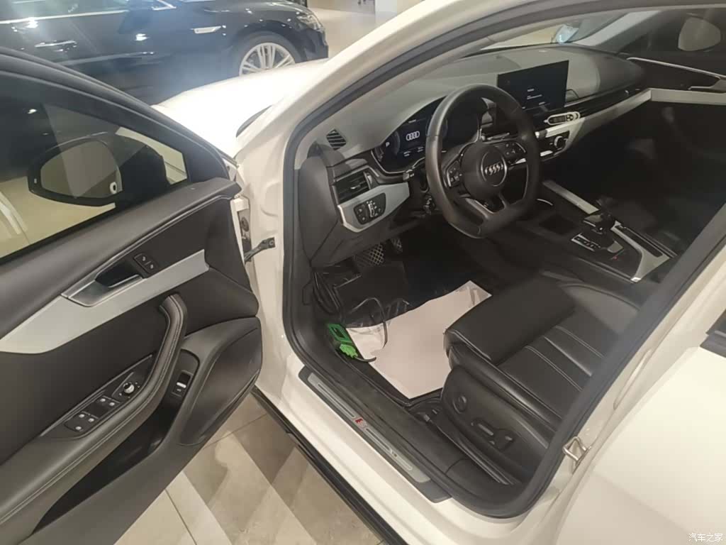 Audi A4L, 2023 16