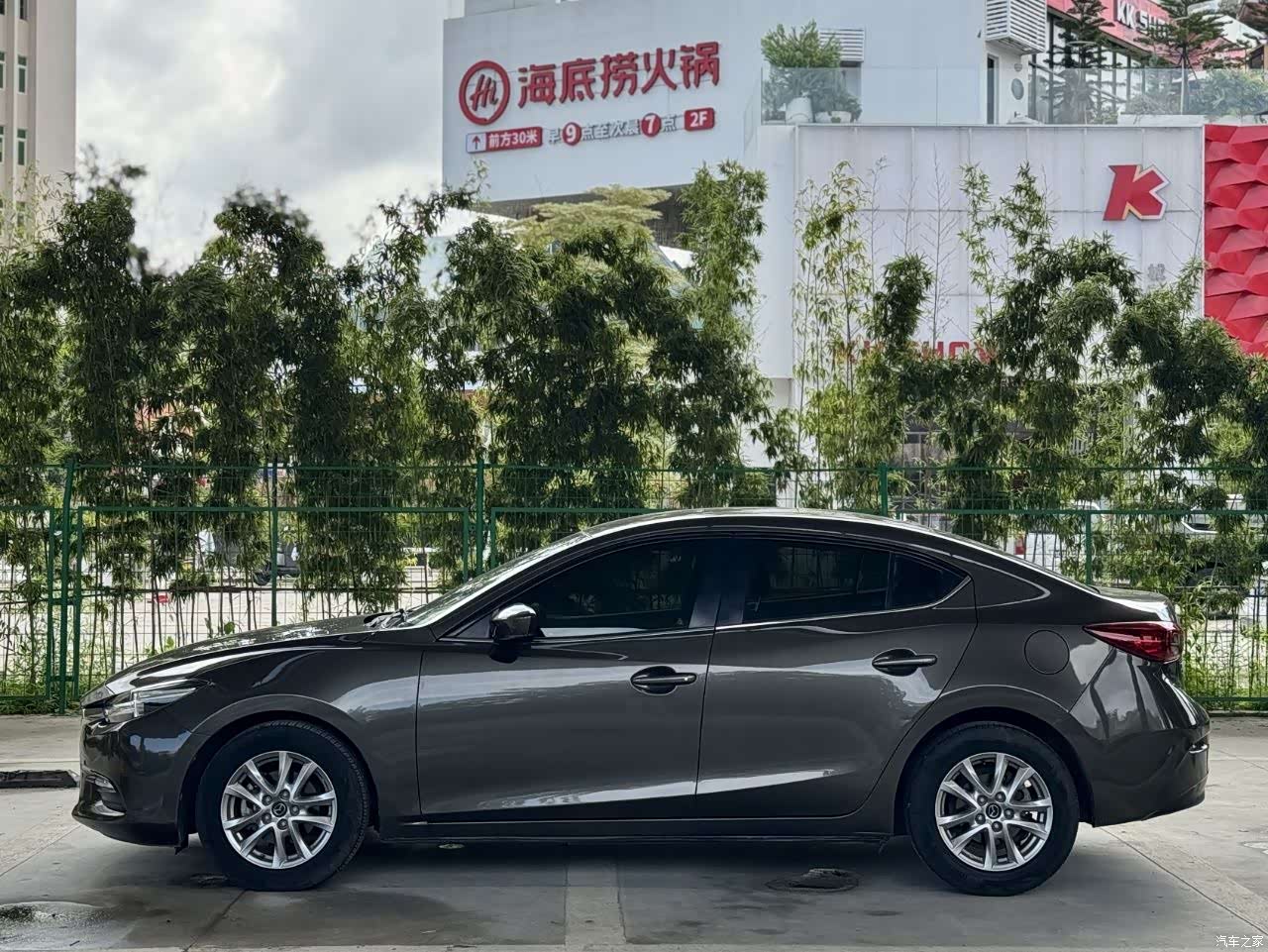 Mazda Mazda3, 2017 3