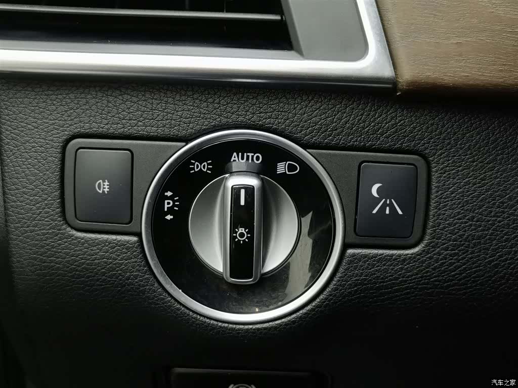 Mercedes-Benz GL-Class, 2015 21